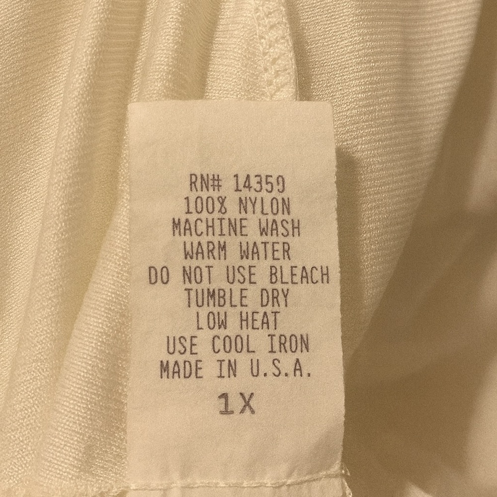 Vintage 1980s Ivory Nylon Lace Full Slip Nightgown Style 1X USA Made - Picture 6 of 6